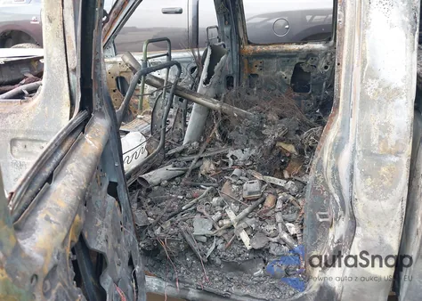 2000 Nissan Frontier Se-V6/Xe-V6 из США, поврежденный, VIN 1N6ED27T6YC348947